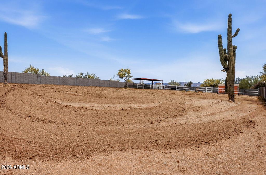 Image 72 of property listing at 15724 E Cavedale Drive, Scottsdale, AZ 85262