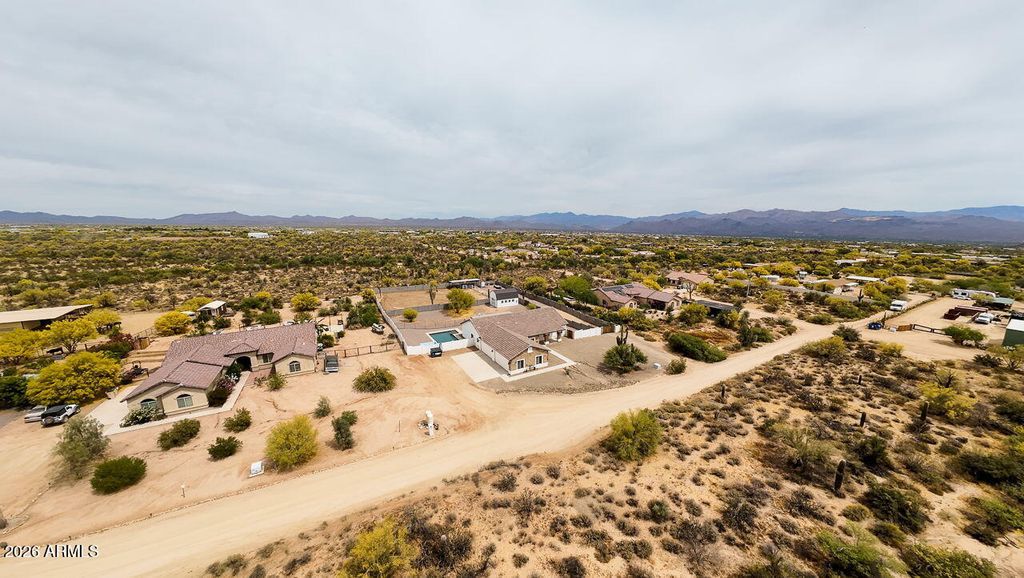 Image 79 of property listing at 15724 E Cavedale Drive, Scottsdale, AZ 85262