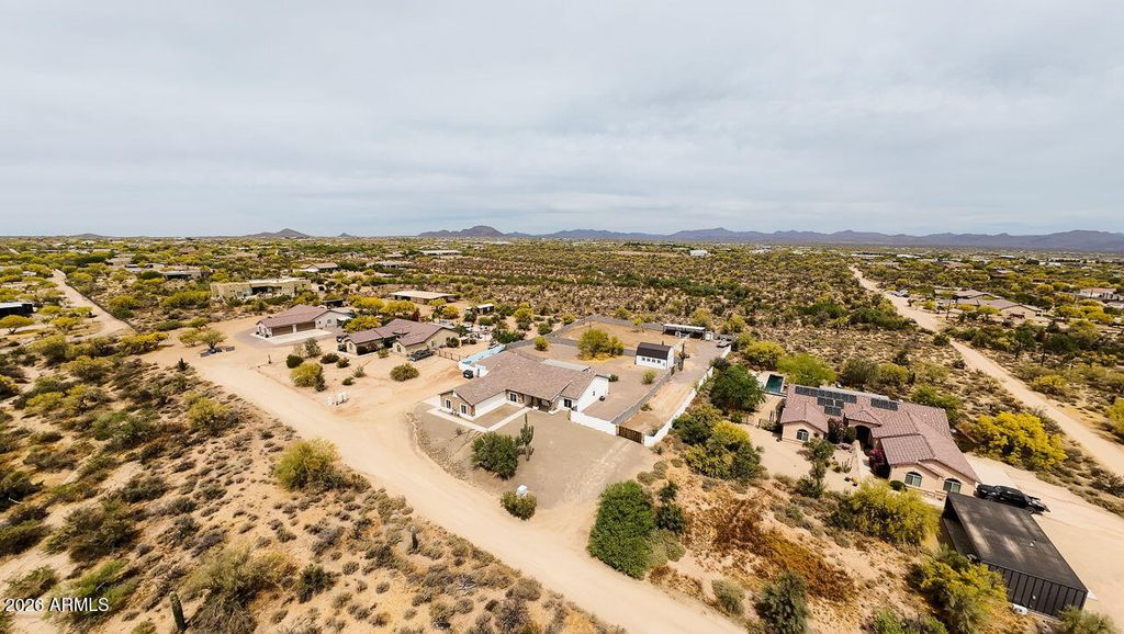 Image 80 of property listing at 15724 E Cavedale Drive, Scottsdale, AZ 85262