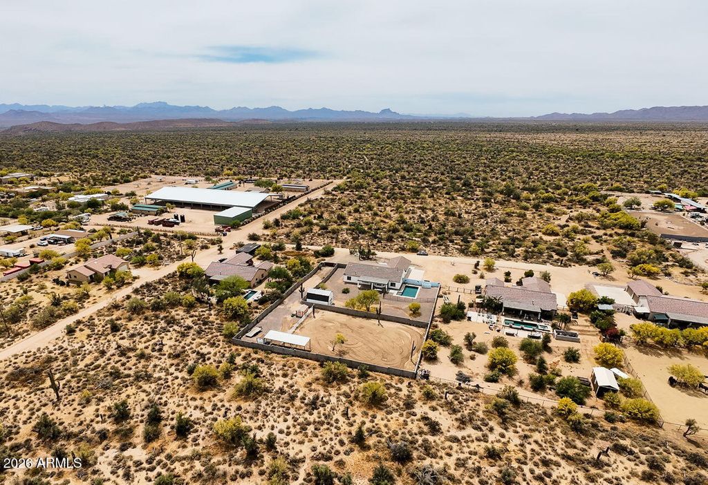 Image 88 of property listing at 15724 E Cavedale Drive, Scottsdale, AZ 85262