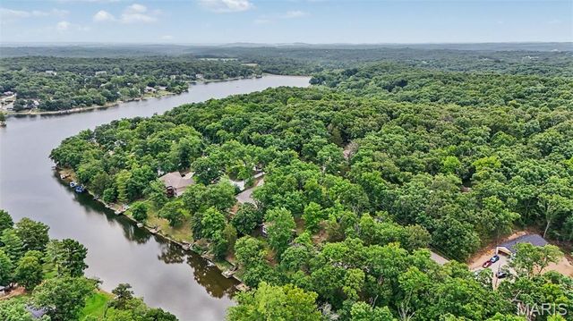 100 S Lake Drive, Hillsboro, MO 63050