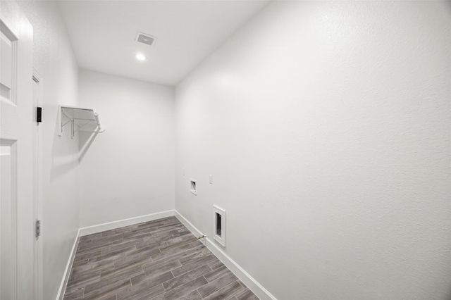 19319 Sears Drive, Houston, TX 77338