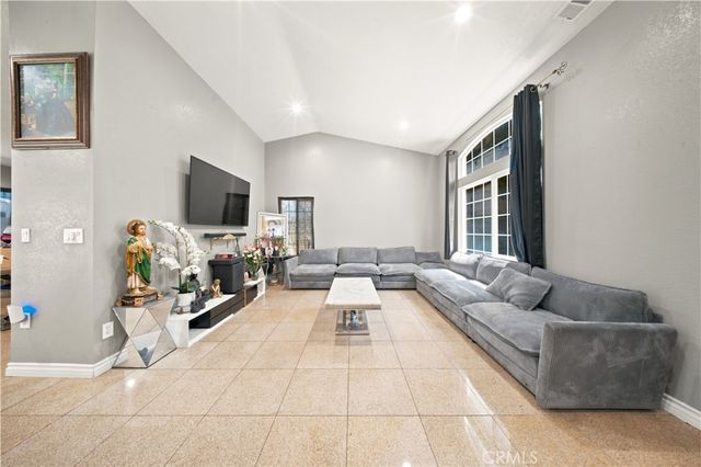 37328 Festival Court, Palmdale, CA 93552