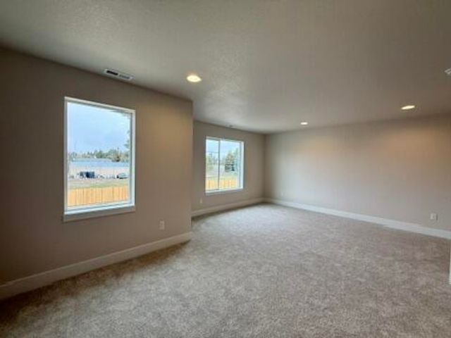 61421 SE Daybreak Court Lot 5, Bend, OR 97702