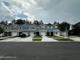 4370 LEEWARD BREEZE Loop, Middleburg, FL 32068