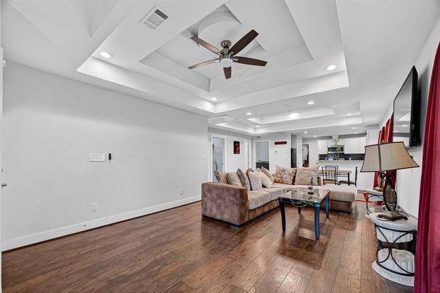 6733 Goforth Street, Houston, TX 77021