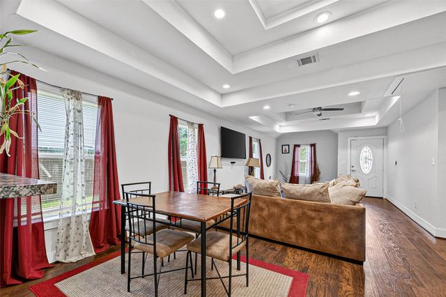 6733 Goforth Street, Houston, TX 77021