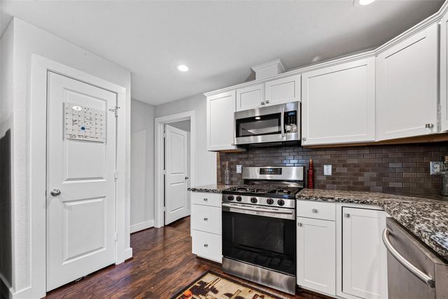 6733 Goforth Street, Houston, TX 77021