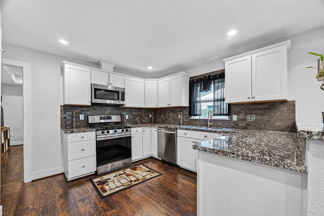 6733 Goforth Street, Houston, TX 77021