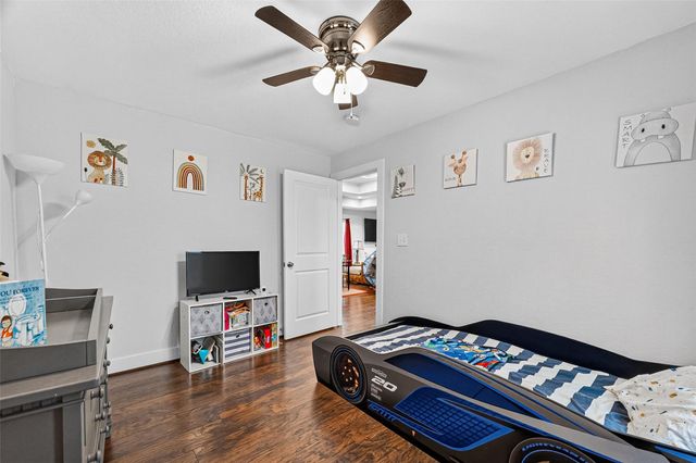 6733 Goforth Street, Houston, TX 77021