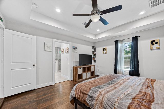 6733 Goforth Street, Houston, TX 77021