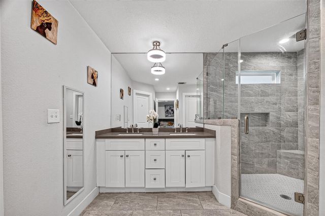 6733 Goforth Street, Houston, TX 77021