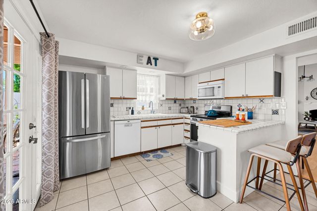 6625 N Majorca Way W, Phoenix, AZ 85014
