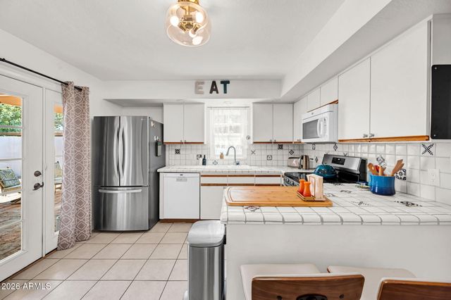 6625 N Majorca Way W, Phoenix, AZ 85014