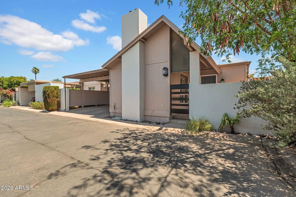 6625 N Majorca Way W, Phoenix, AZ 85014