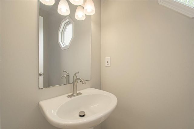 22306 W 51st Terrace, Shawnee, KS 66226
