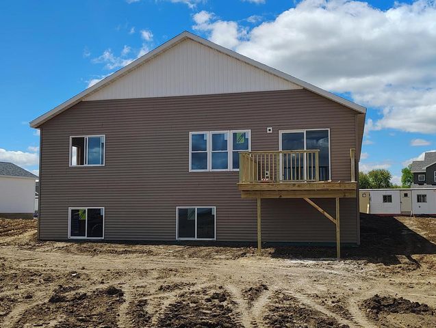 997 Bell Circle, Arlington, WI 53911