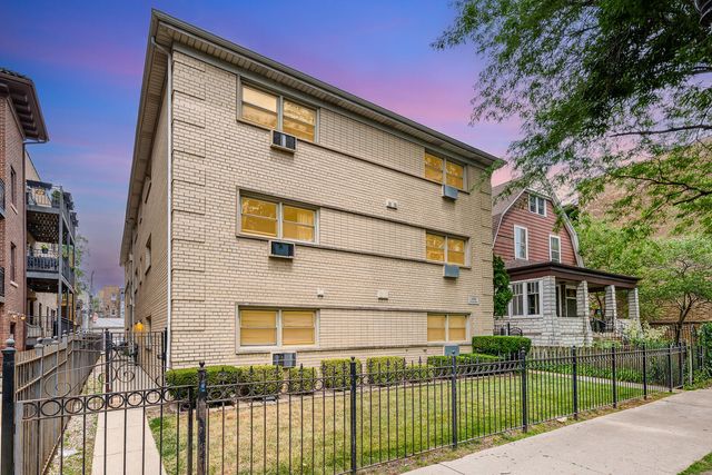 1238 W PRATT Boulevard 1A, Chicago, IL 60626