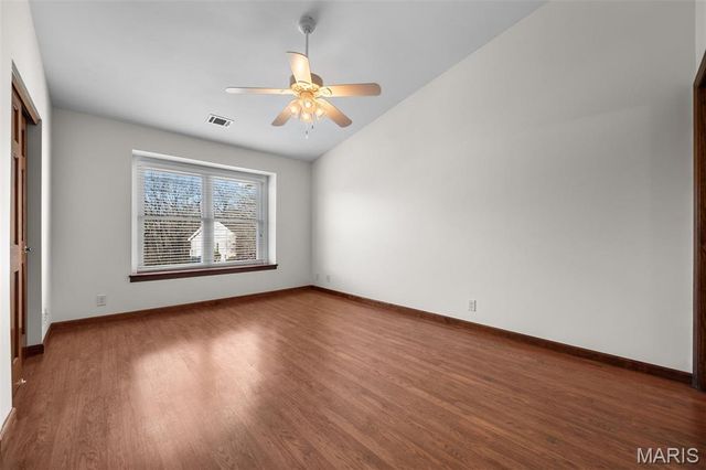 760 Woodside Trails Drive 203, Ballwin, MO 63021