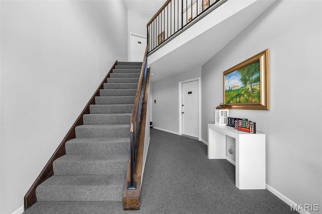 760 Woodside Trails Drive 203, Ballwin, MO 63021