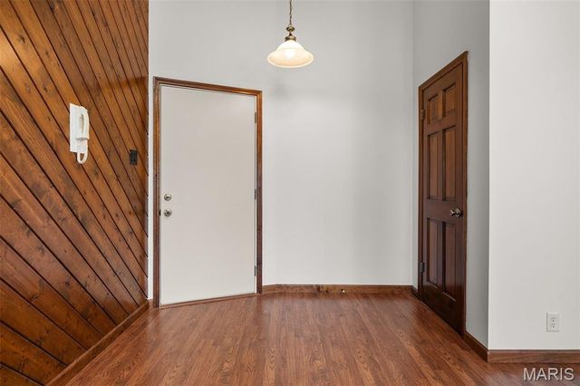 760 Woodside Trails Drive 203, Ballwin, MO 63021