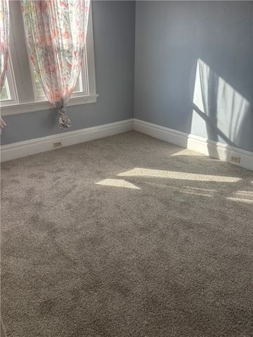 117 Ida Ave, Donora, PA 15033