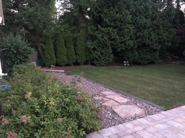 9385 N Lake DRIVE, Milwaukee, WI 53217