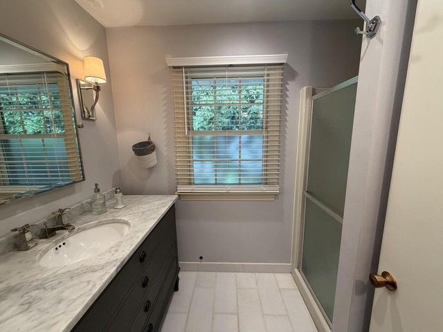 9385 N Lake DRIVE, Milwaukee, WI 53217