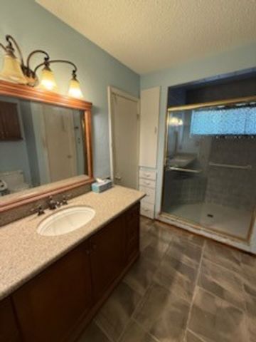 13323 Cloverbrook Lane, Dallas, TX 75253