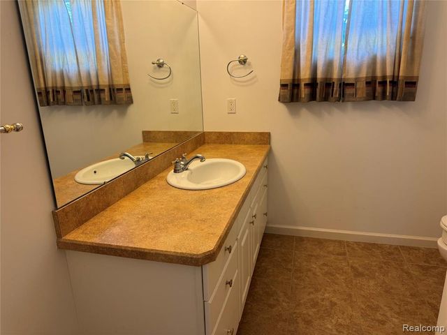 3198 Leeomi Drive, Britton, MI 49229