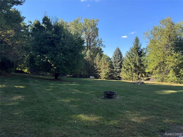 3198 Leeomi Drive, Britton, MI 49229