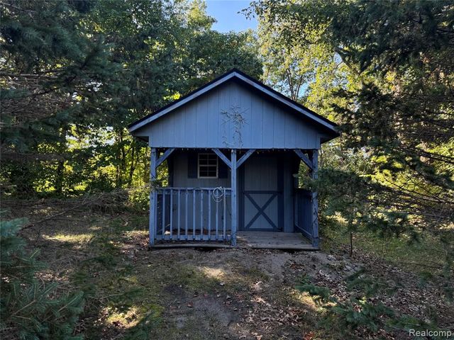 3198 Leeomi Drive, Britton, MI 49229