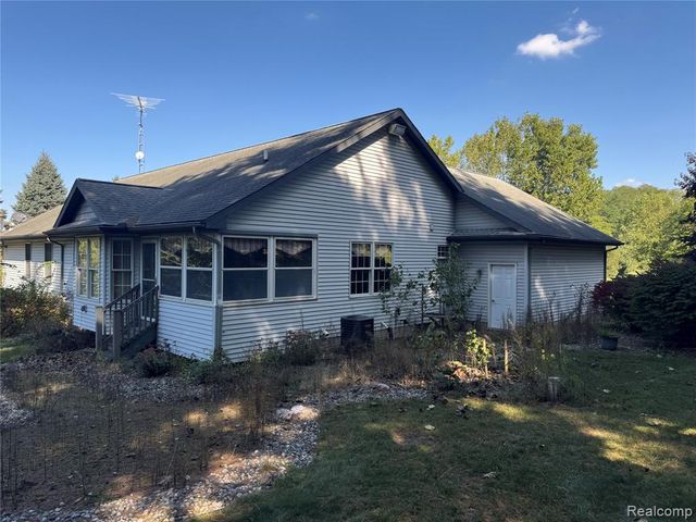 3198 Leeomi Drive, Britton, MI 49229