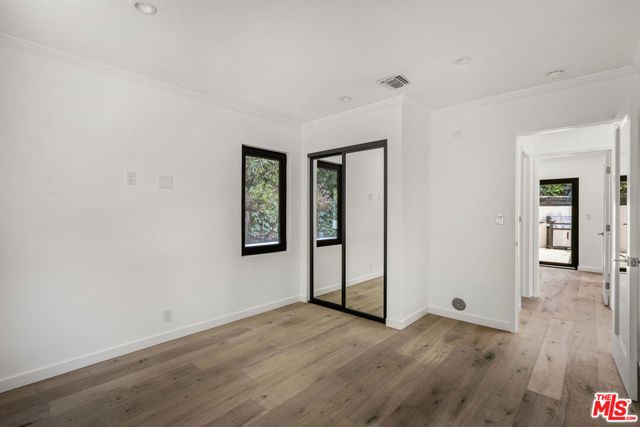 2425 Rinconia Drive, Los Angeles, CA 90068