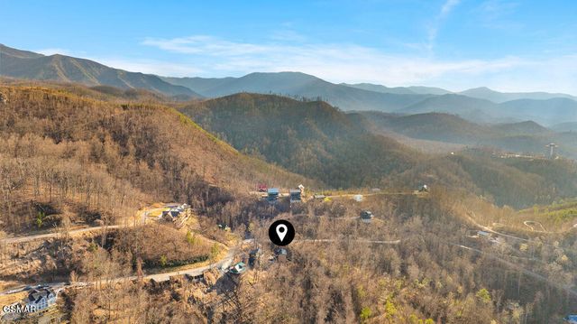 535 Forrest Springs Drive, Gatlinburg, TN 37738