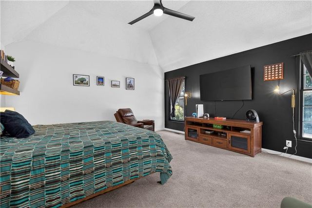 11434 Grant Drive, Overland Park, KS 66210