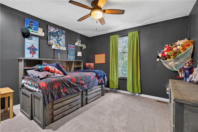 11434 Grant Drive, Overland Park, KS 66210