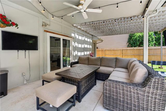 11434 Grant Drive, Overland Park, KS 66210