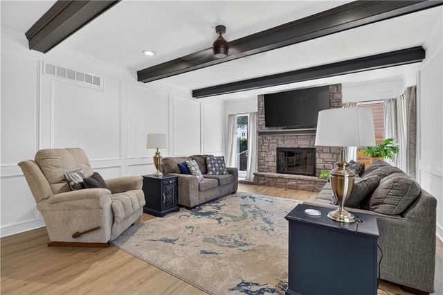 11434 Grant Drive, Overland Park, KS 66210
