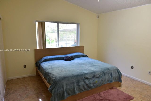 131 SW 178th Way, Pembroke Pines, FL 33029