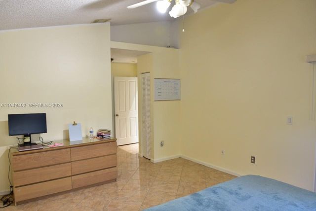 131 SW 178th Way, Pembroke Pines, FL 33029