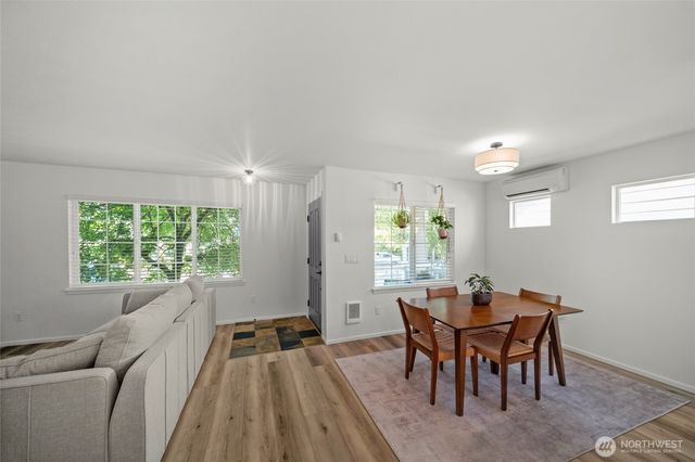 6516 Indiana Street SE, Olympia, WA 98513