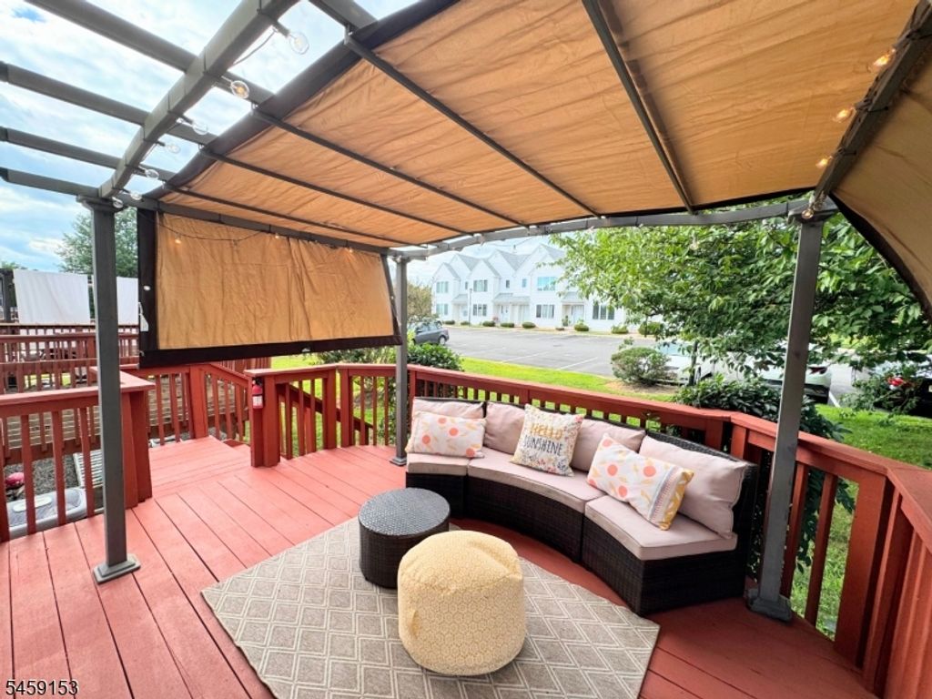 271 W High St, Bound Brook Boro, NJ 08805 — photo 4