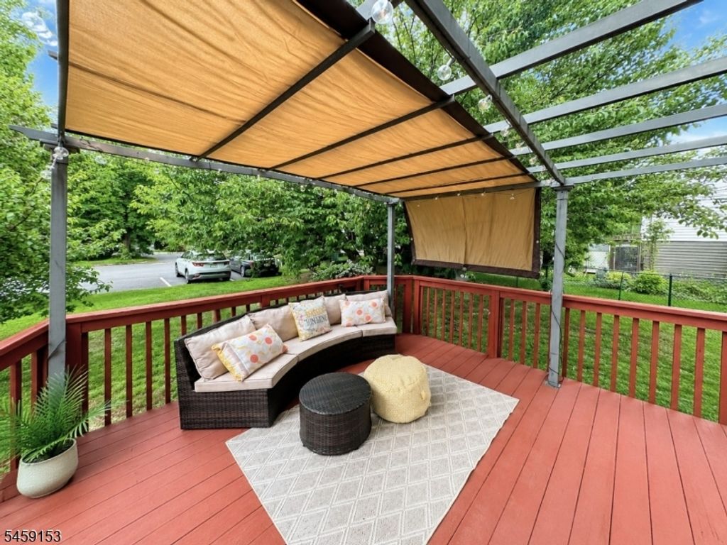 271 W High St, Bound Brook Boro, NJ 08805 — photo 5