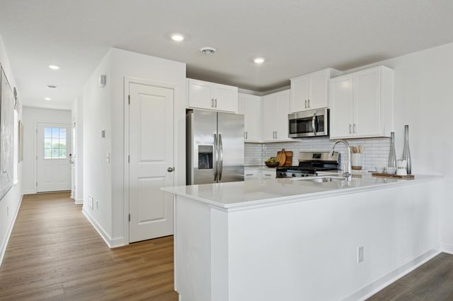 4768 218th Street W, Farmington, MN 55024