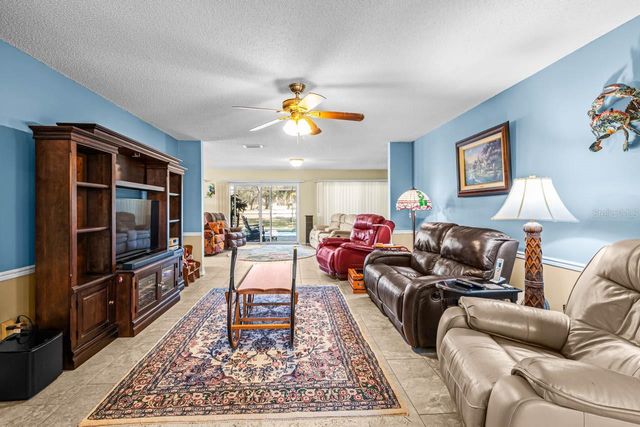 1917 E VIEW DRIVE, Sun City Center, FL 33573