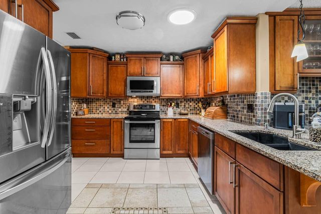 1917 E VIEW DRIVE, Sun City Center, FL 33573