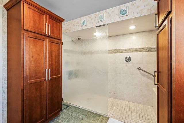 1917 E VIEW DRIVE, Sun City Center, FL 33573