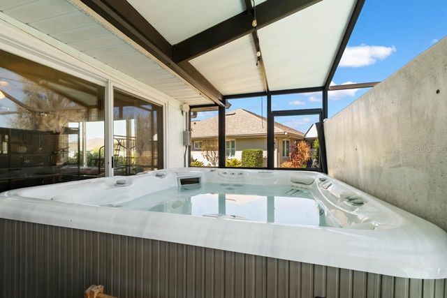 1917 E VIEW DRIVE, Sun City Center, FL 33573