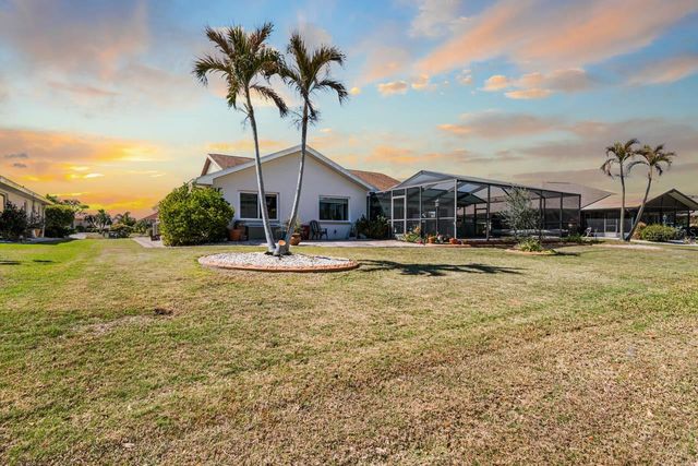 1917 E VIEW DRIVE, Sun City Center, FL 33573